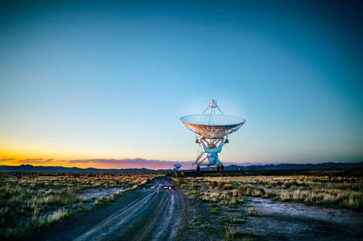 Een voorbeeld van een monitoring station voor de ontvangst van satelliet telemetrie. 